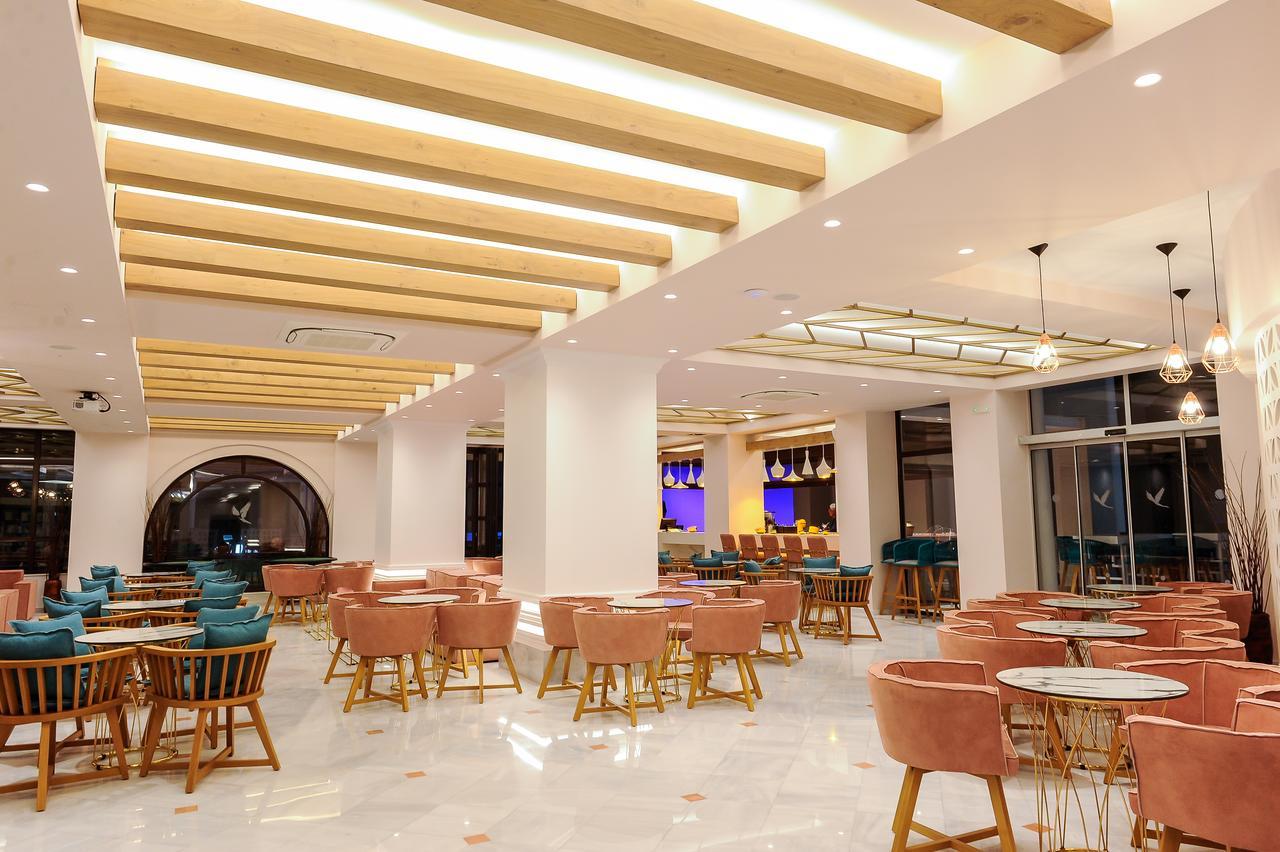 Mythos Palace Resort & Spa Asprouliánoi Extérieur photo