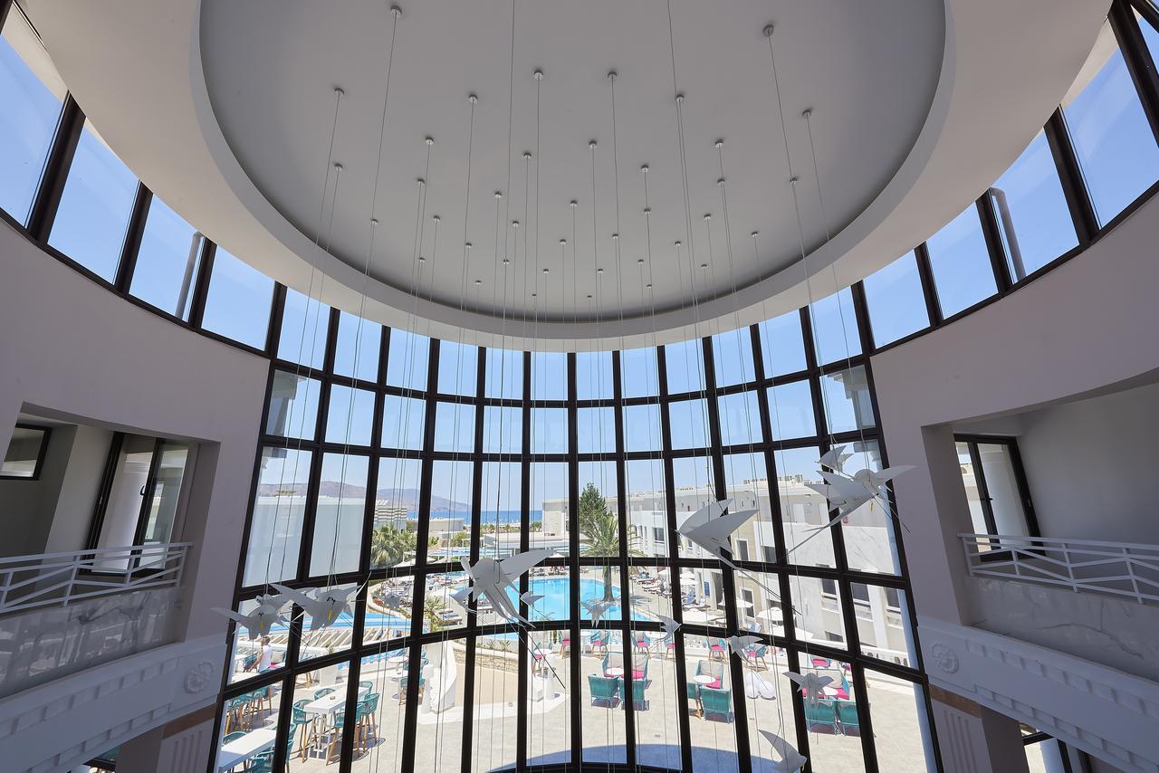 Mythos Palace Resort & Spa Asprouliánoi Extérieur photo